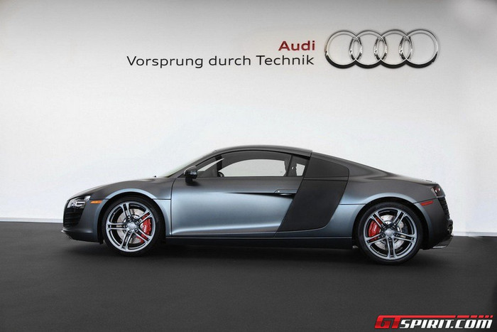 Đây là phiên bản mới nâng cấp của R8 với 2.013 xe