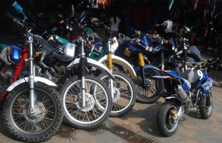 Tịch thu xe máy cũ, ô tô nhập “mập mờ” nguồn gốc ảnh 1 Không khó kiếm một chiếc mô tô cũ nhập khẩu (Ảnh chỉ có tính minh họa)