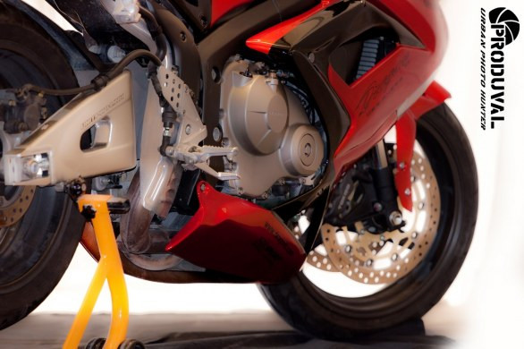 Bộ kit được phát triển riêng cho Honda CBR 600 mang tên Shogun. Shogun là bộ kit phù hợp với Honda CBR 600 được sản xuất từ năm 2005-2006 đồng thời mang đến diện mạo đậm chất "cơ bắp" cho mẫu môtô phân khối lớn Nhật Bản. Rất nhiều chi tiết trên Honda CBR 600 nguyên bản đã được tái thiết kế, từ dàn ốp đến nắp bình xăng. Bộ kit được phát triển riêng cho Honda CBR 600 mang tên Shogun. Shogun là bộ kit phù hợp với Honda CBR 600 được sản xuất từ năm 2005-2006 đồng thời mang đến diện mạo đậm chất "cơ bắp" cho mẫu môtô phân khối lớn Nhật Bản. Rất nhiều chi tiết trên Honda CBR 600 nguyên bản đã được tái thiết kế, từ dàn ốp đến nắp bình xăng.