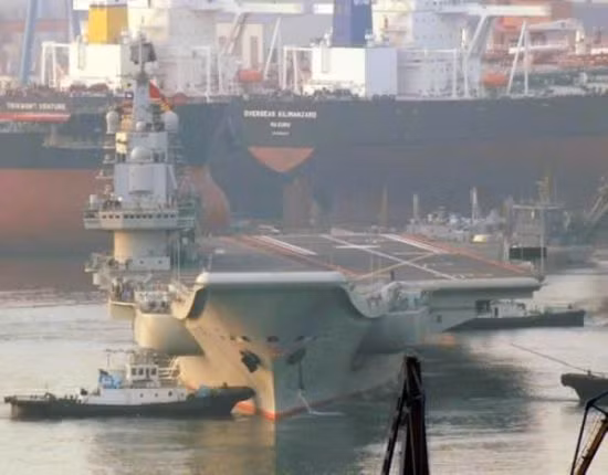 Tàu sân bay Variag bí mật thử nghiệm lần thứ 8 Tàu sân bay Variag bí mật thử nghiệm lần thứ 8