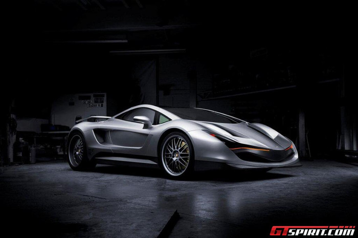 Sau khi được cho ra mắt tại một số bừa tiệc có qui mô lớn, Amoritz GT đã có đủ sức hấp dẫn và thuyết phục để đưa vào sản xuất với số lượng hạn chế 50 xe, trong đó đã nhận được đơn đặt hàng cho 5 chiếc, mỗi chiếc trị giá 1 triệu USD. Sau khi được cho ra mắt tại một số bừa tiệc có qui mô lớn, Amoritz GT đã có đủ sức hấp dẫn và thuyết phục để đưa vào sản xuất với số lượng hạn chế 50 xe, trong đó đã nhận được đơn đặt hàng cho 5 chiếc, mỗi chiếc trị giá 1 triệu USD.