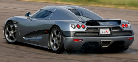 Mang quốc tịch Thụy Điển, siêu xe Koenigsegg CCX hiện là mẫu xe nhanh thứ 5 thế giới, với tốc độ cực đại 395km/h.. Muốn sở hữu nó, bạn phải có 545.568 USD Mang quốc tịch Thụy Điển, siêu xe Koenigsegg CCX hiện là mẫu xe nhanh thứ 5 thế giới, với tốc độ cực đại 395km/h.. Muốn sở hữu nó, bạn phải có 545.568 USD