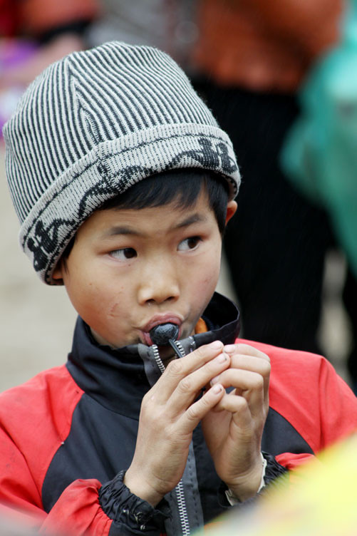 hay những chiếc kẹo mút. XEM THÊM CHUYÊN MỤC TẤM LÒNG VIỆT NAM