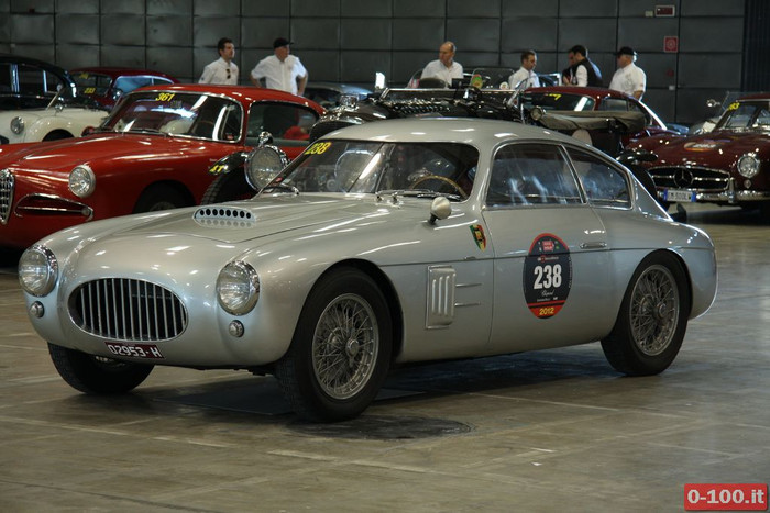 Hàng loạt Fiat cổ. Hàng loạt Fiat cổ.