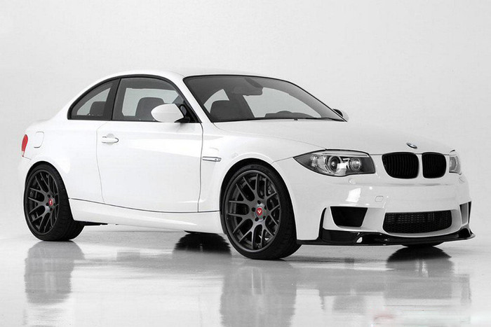 BMW 1M Coupe GTS-V là cái tên chính thức mà Vorsteiner đặt cho gói độ này. BMW 1M Coupe GTS-V là cái tên chính thức mà Vorsteiner đặt cho gói độ này.