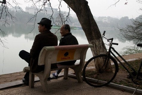 Hà Nội có mưa và mưa rào vài nơi, nhiệt độ giảm còn 15 độ C. (Ảnh NP)