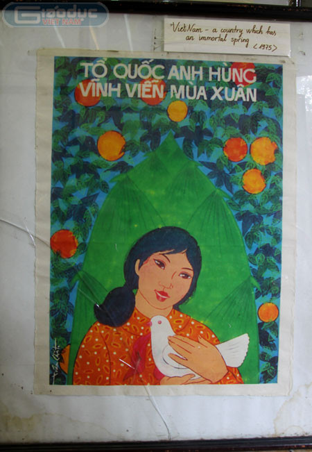 Bức tem thư với niềm kiêu hãnh, lòng tự hào dân tộc Việt Nam anh hùng. Bức tem thư với niềm kiêu hãnh, lòng tự hào dân tộc Việt Nam anh hùng.