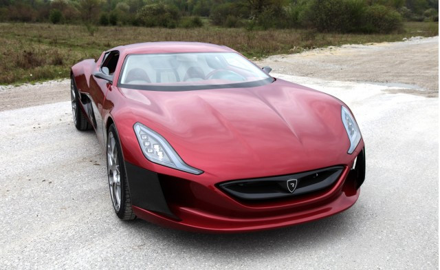 Bộ lốp của Concept One là loại Vredestein Ultrac Vorti kết hợp với thiết kế đặc biệt của hãng Giugiaro, mang đến cho chiếc xe hiệu suất vận hành cao hơn. Bộ lốp này đáp ứng được yêu cầu cao của hệ thống dẫn động 4 bánh chủ động trên Concept One.