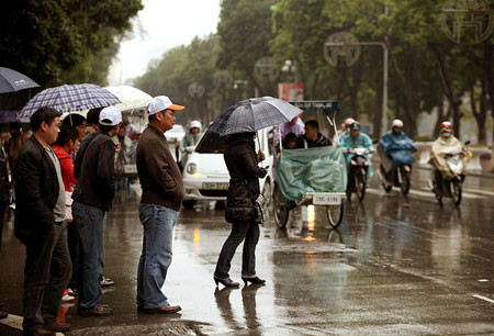 Khu vực Hà Nội có mưa nhỏ vào đêm và sáng. (Ảnh minh họa)