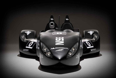 Lấy cảm hứng từ những chiếc tên lửa Nissan DeltaWing mang tới cái nhìn lạ, độc đáo, cực kì cuốn hút. Lấy cảm hứng từ những chiếc tên lửa Nissan DeltaWing mang tới cái nhìn lạ, độc đáo, cực kì cuốn hút.