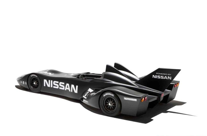 “Những chiếc xe đua ngày càng hoàn thiện hơn theo thời gian, với rất nhiều công nghệ được sử dụng, nhưng rất ít trong số đó có trên các mẫu xe thương mại và không nhiều công nghệ mới được phát triển từ những chiếc xe đua,” Ông chủ Nissan, Andy Palmer cho biết. “Những chiếc xe đua ngày càng hoàn thiện hơn theo thời gian, với rất nhiều công nghệ được sử dụng, nhưng rất ít trong số đó có trên các mẫu xe thương mại và không nhiều công nghệ mới được phát triển từ những chiếc xe đua,” Ông chủ Nissan, Andy Palmer cho biết.