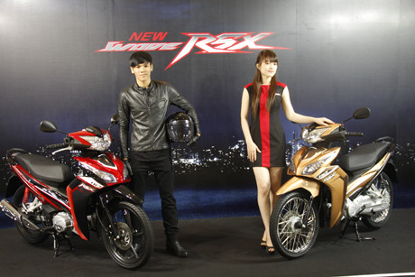 Sự xuất hiện của Wave 110RSX mới 2012 gây bất ngờ bởi thông tin được Honda đã giữ bí mật đến phút chót.