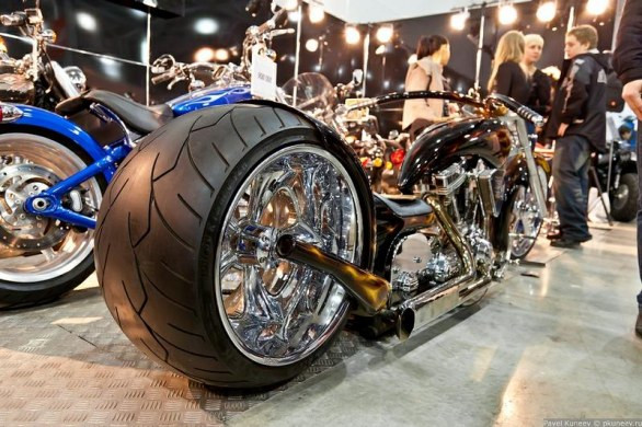 Ngoài ra, trong sự kiện còn có cuộc thi xế độ mang tên Russian Custom Championship, thu hút sự tham gia của hơn 50 người đến từ Nga, Ukraine, Belarus, Latvia, Cộng hòa Komi, Bashkortostan và khu vực Perm. Ngoài ra, trong sự kiện còn có cuộc thi xế độ mang tên Russian Custom Championship, thu hút sự tham gia của hơn 50 người đến từ Nga, Ukraine, Belarus, Latvia, Cộng hòa Komi, Bashkortostan và khu vực Perm.