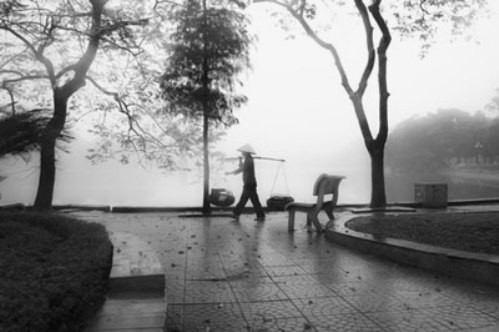 Khu vực Hà Nội sáng sớm có mưa nhỏ, mưa phùn rải rác.