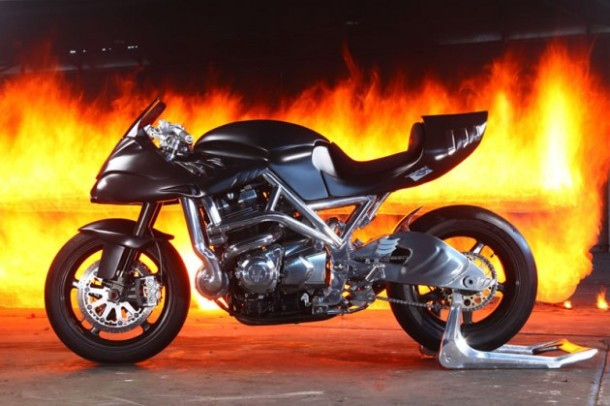 Siêu mô tô dắt giá có thể đạt vận tốc gần 350 km/h