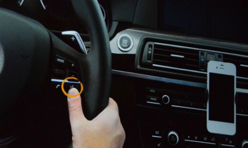 Apple sẽ tích hợp tính năng Eyes Free để kích hoạt Siri trên xe hơi.