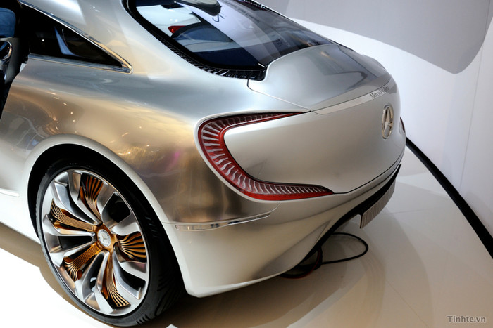 Đèn đuôi sau còn đẹp hơn. Đèn đuôi sau còn đẹp hơn.