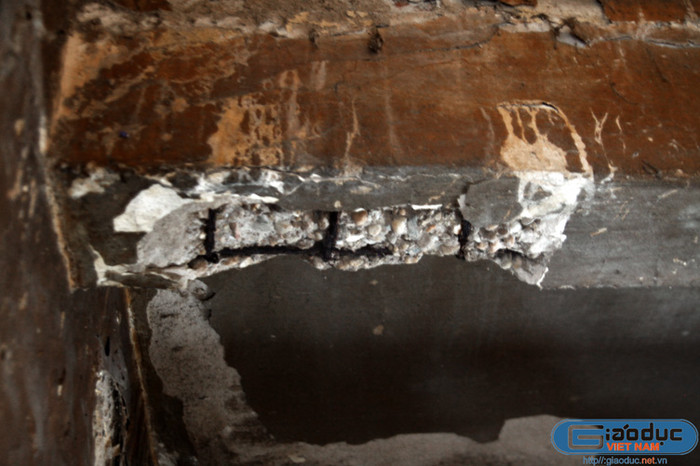 Động thái mới đây nhất là tháng 4/2012, UBND thành phố Hà Nội tiếp tục cấp giấy gia hạn cho đơn vị Tam Sơn này tiếp tục tiến hành chuẩn bị dự án cho tới quý IV/2012. Và như vậy, cả trăm mạng sống nơi đây lại tiếp tục phải đương đầu với nguy cơ sụp đổ bất cứ lúc nào và tiếp tục... "dài cổ chờ đợi"!(?)