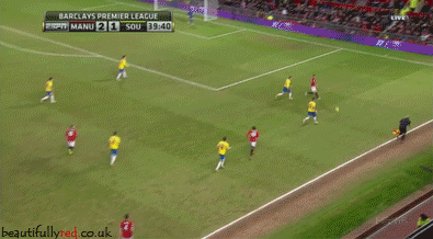 Phút 40, Van Persie chuyền bóng cực chuẩn cho Welbeck trong vòng cấm, tiền đạo trẻ người Anh đã xử lý rất khéo léo nhưng cú sút của anh lại bị thủ thành đội khách xuất sắc cản phá. Phút 40, Van Persie chuyền bóng cực chuẩn cho Welbeck trong vòng cấm, tiền đạo trẻ người Anh đã xử lý rất khéo léo nhưng cú sút của anh lại bị thủ thành đội khách xuất sắc cản phá.