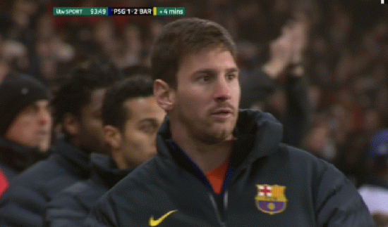 Do trước đó Messi dường như đã gặp phải một chấn thương và bất ngờ phải nhường chỗ cho Fabregas phút 46, Messi đứng ngoài khu vực kỹ thuật chuẩn bị cùng đồng đội vào sân ăn mừng chiến thắng sau khi trọng tài nổi còi kết thúc trận đấu thì PSG lại có bàn gỡ. Siêu sao người Argentina thể hiện sự thất vọng rõ trên khuôn mặt của mình... Do trước đó Messi dường như đã gặp phải một chấn thương và bất ngờ phải nhường chỗ cho Fabregas phút 46, Messi đứng ngoài khu vực kỹ thuật chuẩn bị cùng đồng đội vào sân ăn mừng chiến thắng sau khi trọng tài nổi còi kết thúc trận đấu thì PSG lại có bàn gỡ. Siêu sao người Argentina thể hiện sự thất vọng rõ trên khuôn mặt của mình...