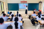 Dạy thêm trong trường được vượt 2 tiết/môn/tuần, hiệu trưởng nói "đúng nhu cầu học sinh"