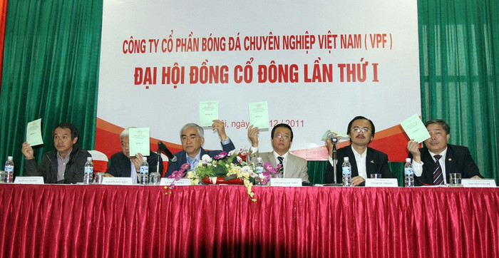 Sau buổi tổng kết là sự ra đời của Công ty Cổ phần bóng đá chuyên nghiệp Việt Nam (VPF) Sau buổi tổng kết là sự ra đời của Công ty Cổ phần bóng đá chuyên nghiệp Việt Nam (VPF)