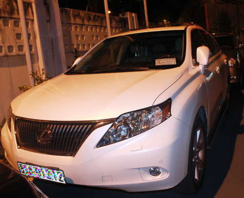 Mr Đàm với Lexus RX350 Mr Đàm với Lexus RX350