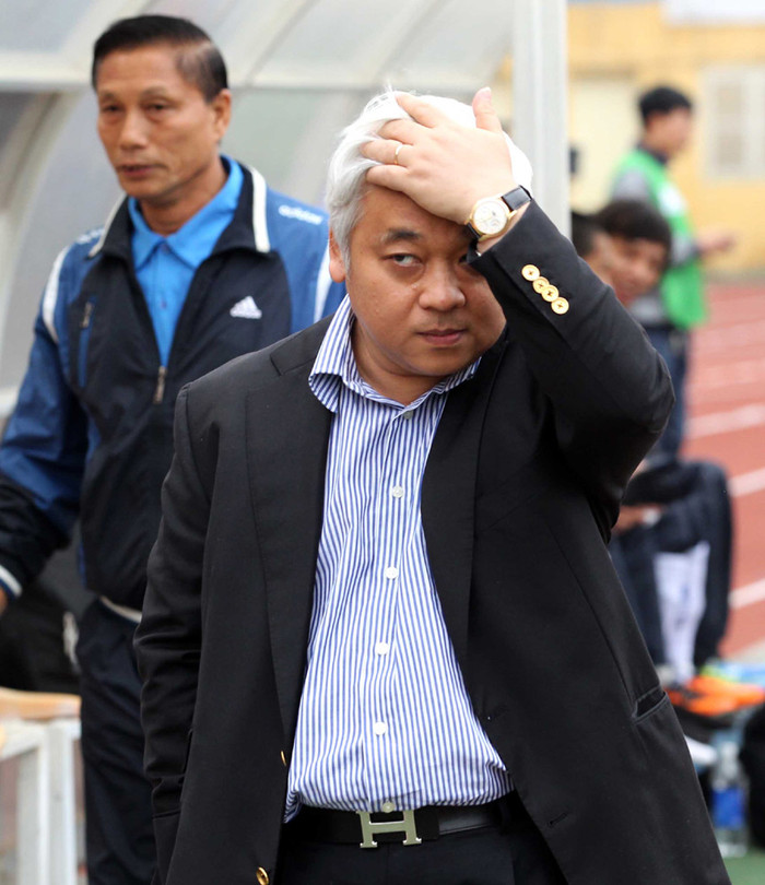 2 ngày sau khi CLB Hà Nội chính thức trụ hạng, bầu Kiên đã bị bắt.(ảnh VSI) 2 ngày sau khi CLB Hà Nội chính thức trụ hạng, bầu Kiên đã bị bắt.(ảnh VSI)