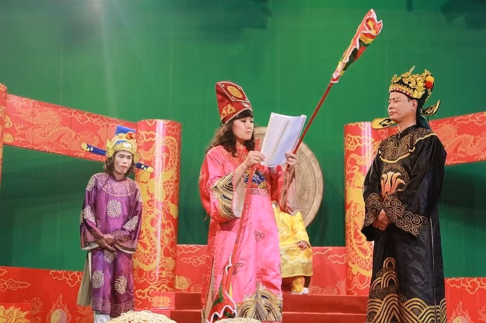 Sau hàng loạt scandal liên quan đến nghi án nằm trong đường dây sản xuất ma túy đá và cả... dọa giết phóng viên...