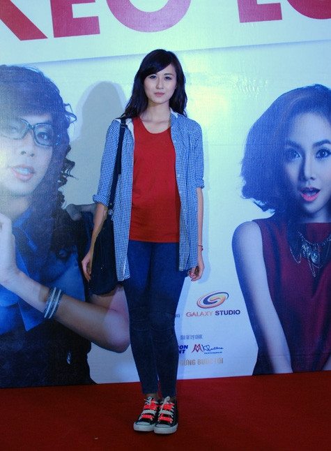 Hot girl Ha Lee. Hot girl Ha Lee.