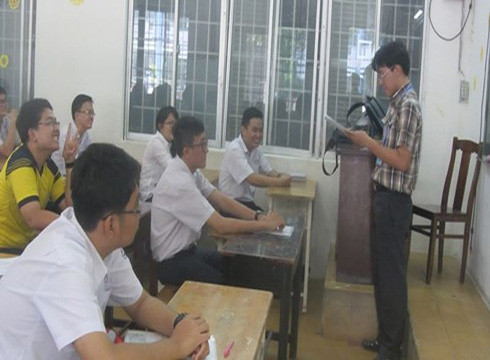 Học sinh Thành phố Hồ Chí Minh trong một kỳ thi trung học phổ thông quốc gia (ảnh: P.L) Học sinh Thành phố Hồ Chí Minh trong một kỳ thi trung học phổ thông quốc gia (ảnh: P.L)
