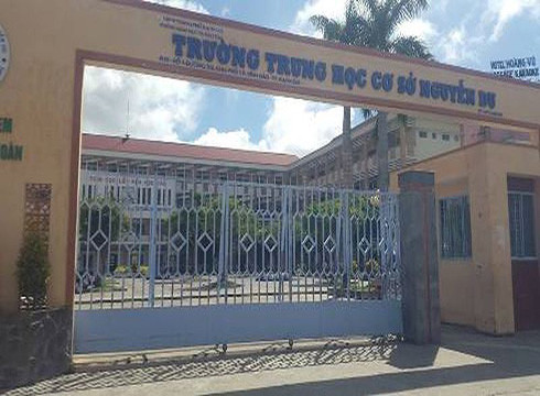 Trường trung học cơ sở Nguyễn Du, thành phố Rạch Giá, tỉnh Kiên Giang (ảnh: P.L) Trường trung học cơ sở Nguyễn Du, thành phố Rạch Giá, tỉnh Kiên Giang (ảnh: P.L)