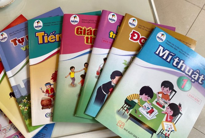 Vụ Giáo dục Trung học, Tiểu học, dự án RGEP và chuyện giá sách giáo khoa mới ảnh 2
