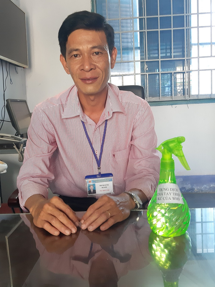 Thầy Trần Thanh Tùng, Hiệu trưởng Trường Trung học phổ thông Kế Sách (Sóc Trăng) Thầy Trần Thanh Tùng, Hiệu trưởng Trường Trung học phổ thông Kế Sách (Sóc Trăng)