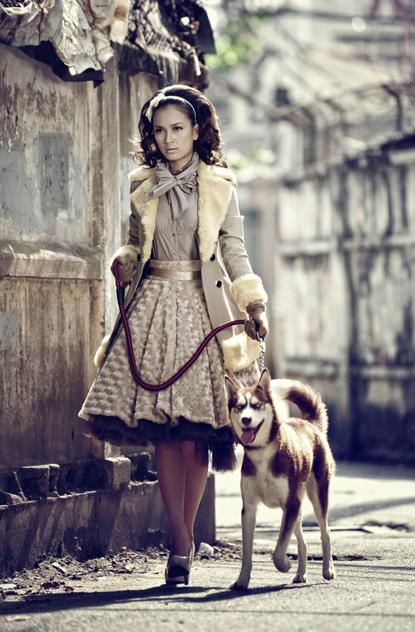 Sau khi đoạt Giải đồng Siêu mẫu 2011 và trở thành thí sinh của cuộc thi "Cặp đôi hoàn hảo", Phan Lê Ái Phương là gương mặt quen thuộc và được nhiều khán giả yêu mến.Tuy nhiên, trong bộ ảnh mới này cô thể hiện sự lạnh lùng trầm buồn của người phụ nữ. Sau khi đoạt Giải đồng Siêu mẫu 2011 và trở thành thí sinh của cuộc thi "Cặp đôi hoàn hảo", Phan Lê Ái Phương là gương mặt quen thuộc và được nhiều khán giả yêu mến.Tuy nhiên, trong bộ ảnh mới này cô thể hiện sự lạnh lùng trầm buồn của người phụ nữ.