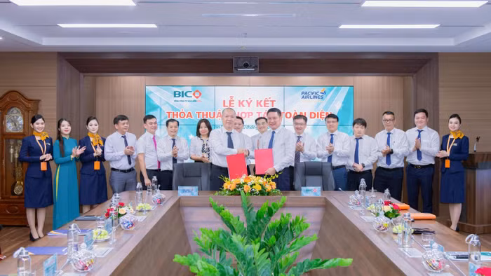 Đại diện Lãnh đạo BIC và Pacific Airlines ký kết thỏa thuận hợp tác toàn diện Đại diện Lãnh đạo BIC và Pacific Airlines ký kết thỏa thuận hợp tác toàn diện