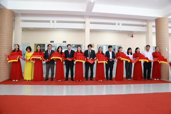 Đà Nẵng khánh thành Bếp ăn mẫu cho học sinh tiểu học do Chính phủ Nhật Bản tài trợ thuộc dự án Bữa ăn Học đường. Đà Nẵng khánh thành Bếp ăn mẫu cho học sinh tiểu học do Chính phủ Nhật Bản tài trợ thuộc dự án Bữa ăn Học đường.