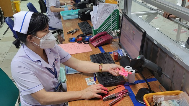 Toàn quốc đã có 12.597 cơ sở khám chữa bệnh triển khai khám chữa bệnh bảo hiểm y tế bằng căn cước công dân gắn chip. Ảnh minh hoạ: Baochinhphu.vn Toàn quốc đã có 12.597 cơ sở khám chữa bệnh triển khai khám chữa bệnh bảo hiểm y tế bằng căn cước công dân gắn chip. Ảnh minh hoạ: Baochinhphu.vn