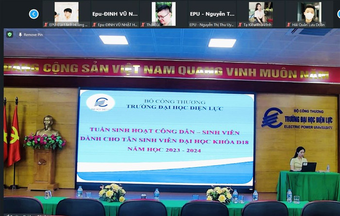Thầy cô tham gia giảng dạy trực tuyến qua zoom. Thầy cô tham gia giảng dạy trực tuyến qua zoom.