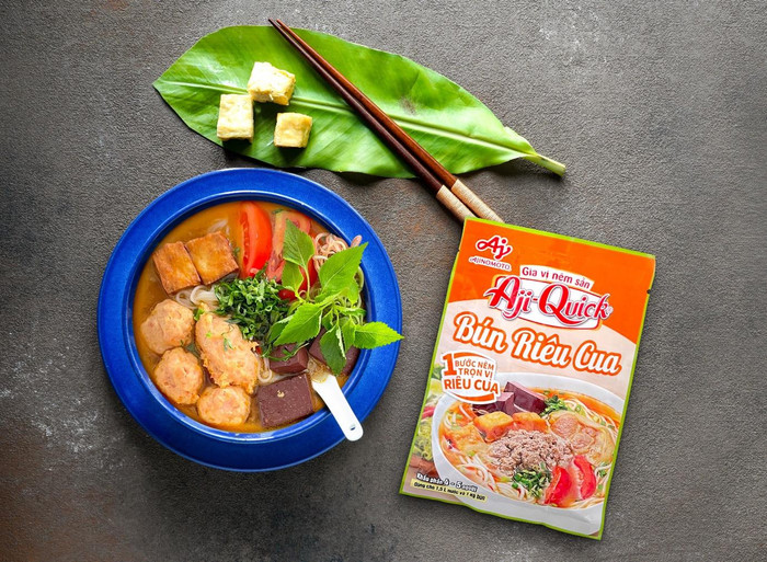 Aji-Quick® Bún Riêu Cua là thành viên mới nhất của dòng Gia vị nêm sẵn bún phở Aji-Quick®. Aji-Quick® Bún Riêu Cua là thành viên mới nhất của dòng Gia vị nêm sẵn bún phở Aji-Quick®.