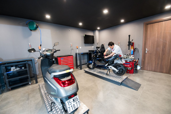 Dịch vụ hậu mãi và chi phí vận hành của các dòng xe máy điện VinFast được đánh giá nổi trội so với mặt bằng chung. Dịch vụ hậu mãi và chi phí vận hành của các dòng xe máy điện VinFast được đánh giá nổi trội so với mặt bằng chung.