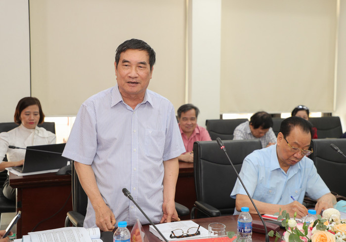 Giáo sư, Tiến sĩ Đào Trọng Thi, nguyên Chủ nhiệm Ủy ban Văn hóa, Giáo dục, Thanh niên, Thiếu niên và Nhi đồng (nay là Ủy ban Văn hóa, Giáo dục) của Quốc hội, nguyên Giám đốc Đại học Quốc gia Hà Nội. Ảnh: Châu Anh Giáo sư, Tiến sĩ Đào Trọng Thi, nguyên Chủ nhiệm Ủy ban Văn hóa, Giáo dục, Thanh niên, Thiếu niên và Nhi đồng (nay là Ủy ban Văn hóa, Giáo dục) của Quốc hội, nguyên Giám đốc Đại học Quốc gia Hà Nội. Ảnh: Châu Anh