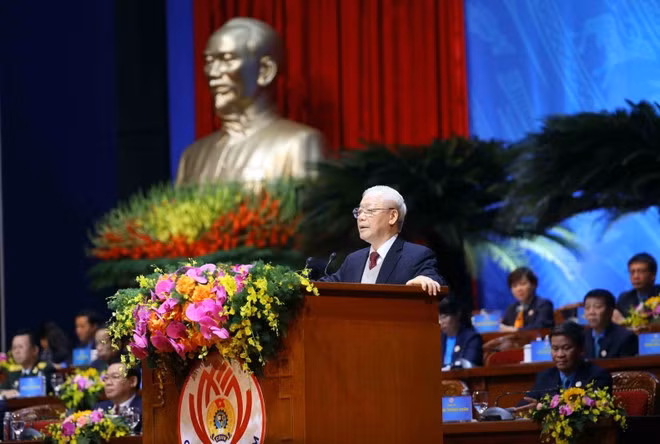 Các đại biểu tham dự buổi lễ. (Ảnh: Hoàng Hiếu/TTXVN)