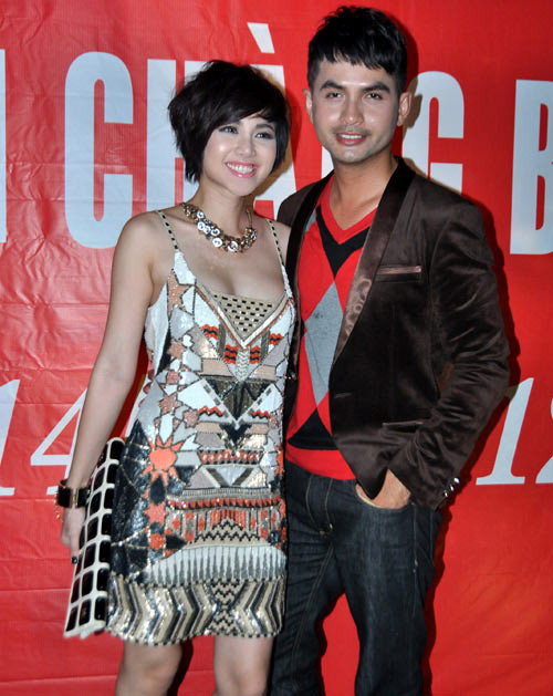 Đinh Ngọc Diệp luôn táo bạo khoe vòng 1 trong những bộ cánh 'kịch tính' Đinh Ngọc Diệp luôn táo bạo khoe vòng 1 trong những bộ cánh 'kịch tính'