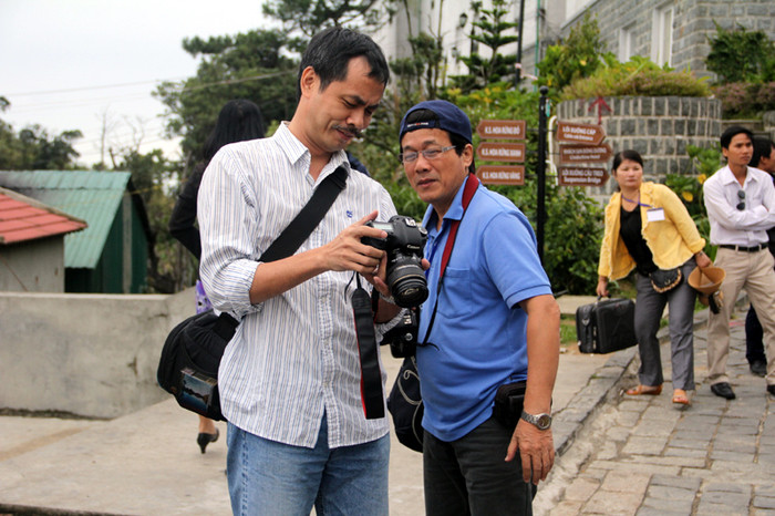 Lập tức sẵn sàng chia sẻ cho nhau. Lập tức sẵn sàng chia sẻ cho nhau.