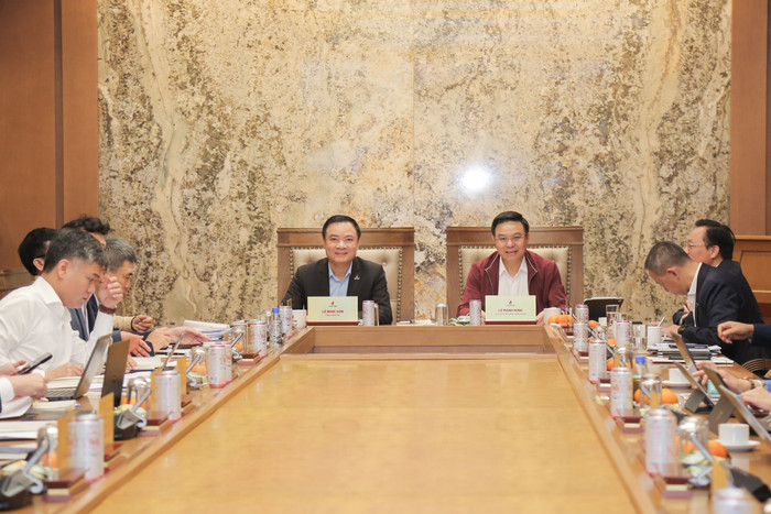 Cuộc họp giao ban CEO tại điểm cầu trụ sở Petrovietnam. hinh 1.JPG