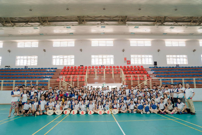 Tập thể cán bộ, nhân viên công ty BSL Tập thể cán bộ, nhân viên công ty BSL