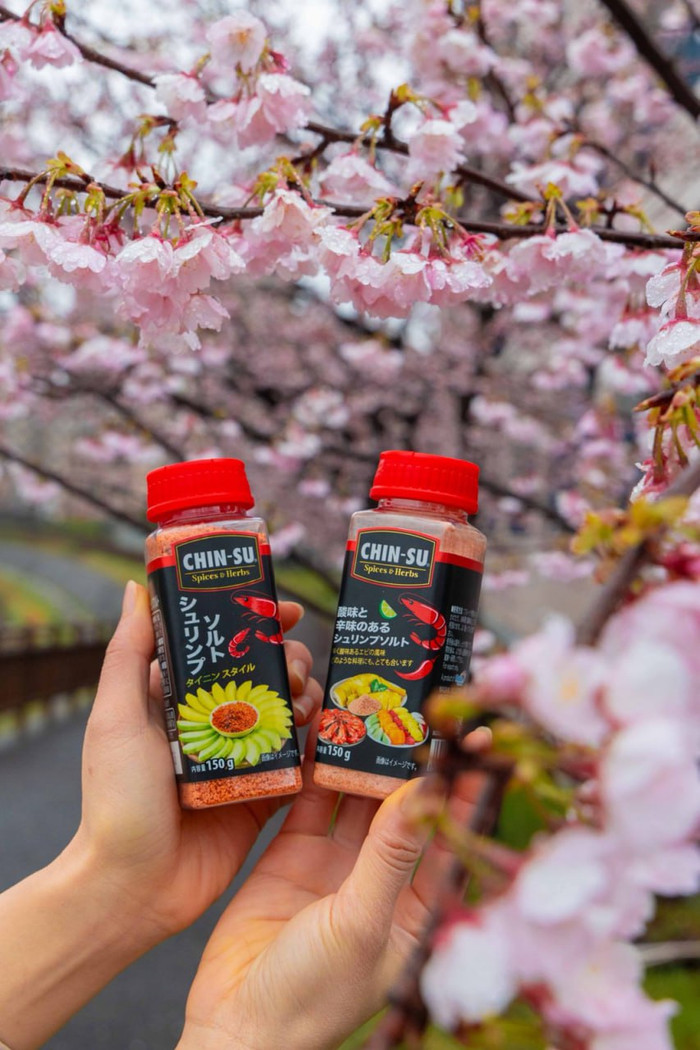 Bộ đôi muối chấm Chin-su cay ngon bắt vị, chấm ngon vạn món (Ảnh: Masan Consumer) Bộ đôi muối chấm Chin-su cay ngon bắt vị, chấm ngon vạn món (Ảnh: Masan Consumer)