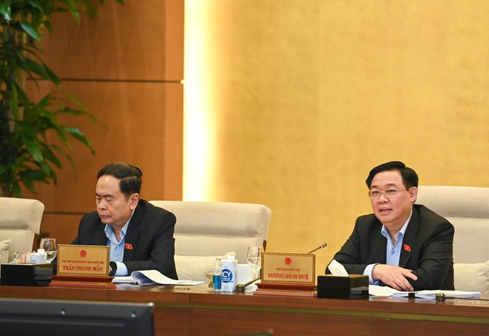 Chủ tịch Quốc hội Vương Đình Huệ phát biểu ý kiến tại phiên họp. (Ảnh: Duy Linh) Chủ tịch Quốc hội Vương Đình Huệ phát biểu ý kiến tại phiên họp. (Ảnh: Duy Linh)