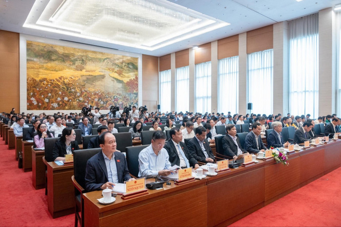 Hội nghị đại biểu Quốc hội chuyên trách lần 5 diễn ra tại Nhà Quốc hội. Hội nghị đại biểu Quốc hội chuyên trách lần 5 diễn ra tại Nhà Quốc hội.